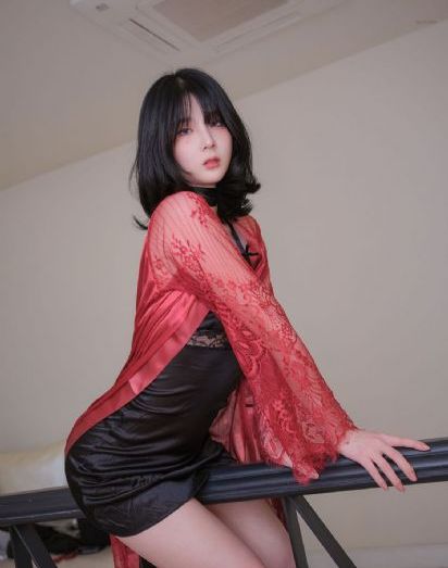 挣扎吧亚当君动漫免费观看
