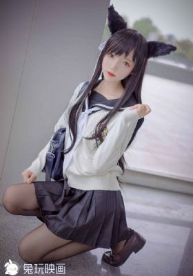 美女光屁屁露全身