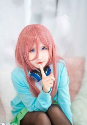 人皮高跟鞋