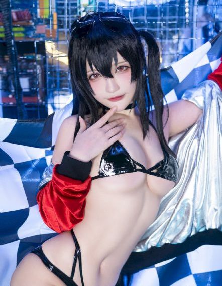 校长办公室里狂肉校花视频